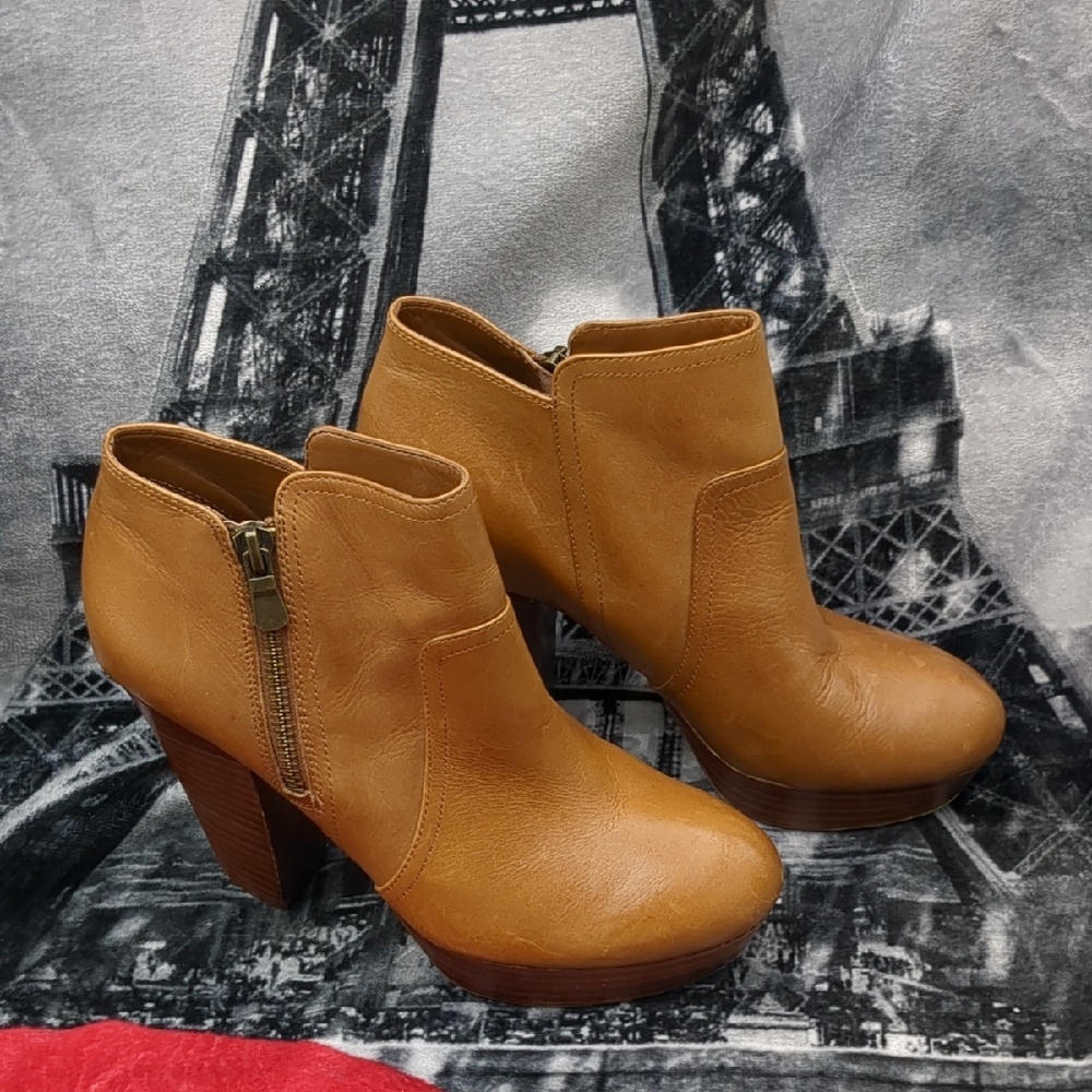 Women’s Tan Leather Ankle Booties with Side Zip
